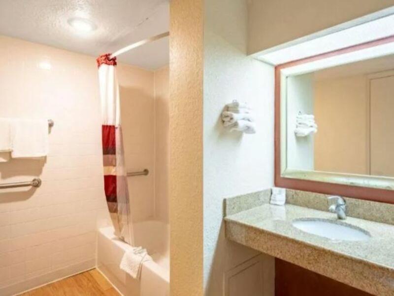 Econo Lodge Palm Harbor - Clearwater Zewnętrze zdjęcie