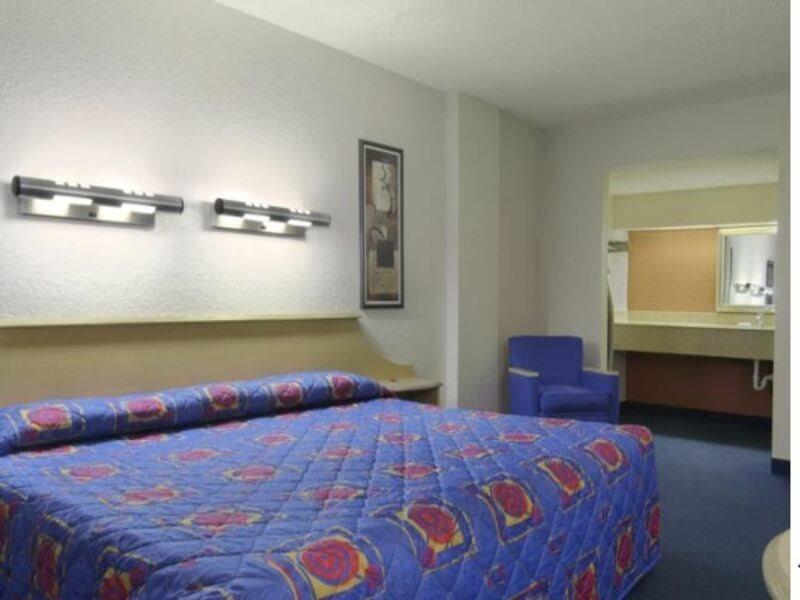 Econo Lodge Palm Harbor - Clearwater Zewnętrze zdjęcie