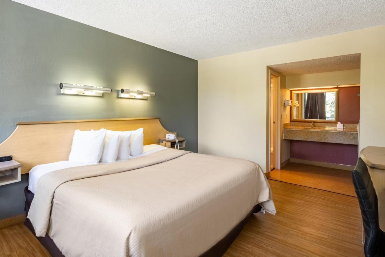 Econo Lodge Palm Harbor - Clearwater Zewnętrze zdjęcie