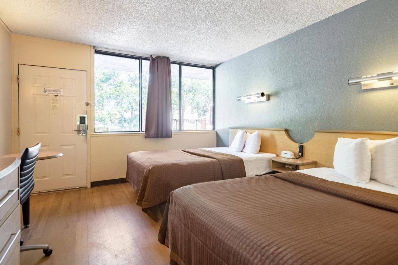 Econo Lodge Palm Harbor - Clearwater Zewnętrze zdjęcie