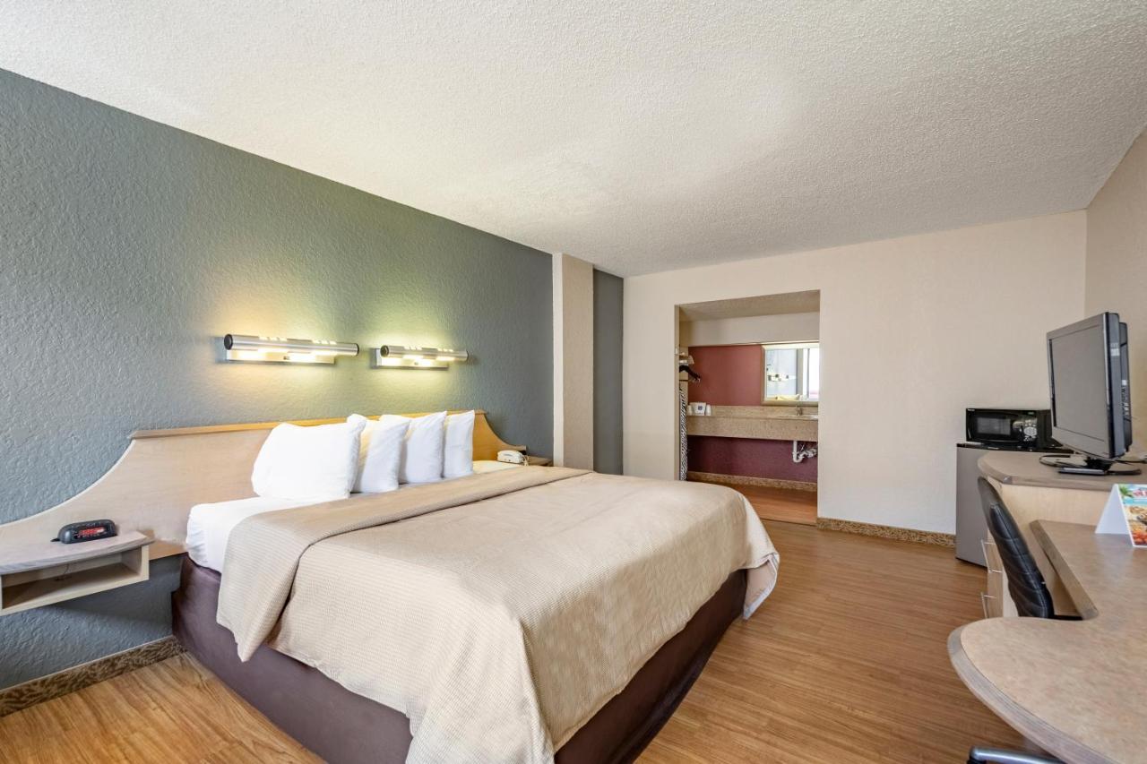 Econo Lodge Palm Harbor - Clearwater Zewnętrze zdjęcie