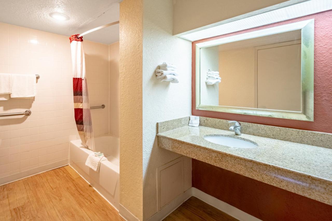Econo Lodge Palm Harbor - Clearwater Zewnętrze zdjęcie