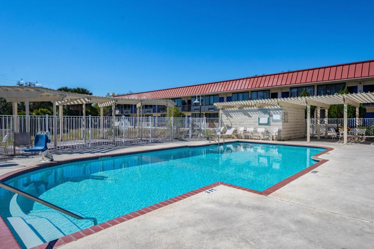 Econo Lodge Palm Harbor - Clearwater Zewnętrze zdjęcie